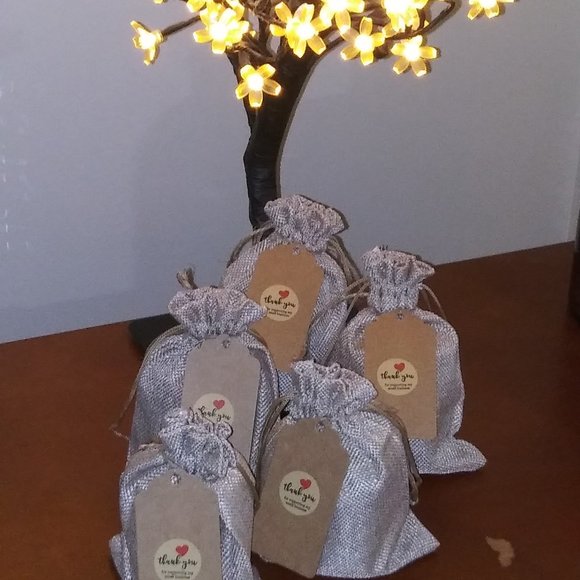 100% HOME MADE ESSENTIAL CANDLES - Picture 3 of 3